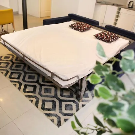 Rdc - Moderne Et Elegant A 5 Appartamento