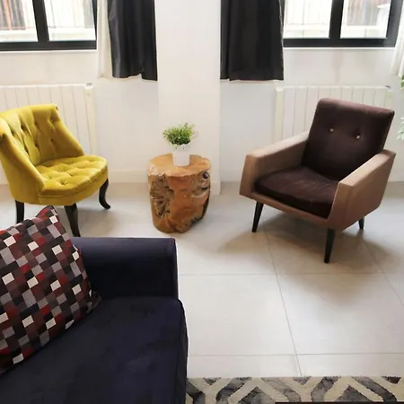 Rdc - Moderne Et Elegant A 5 Apartment