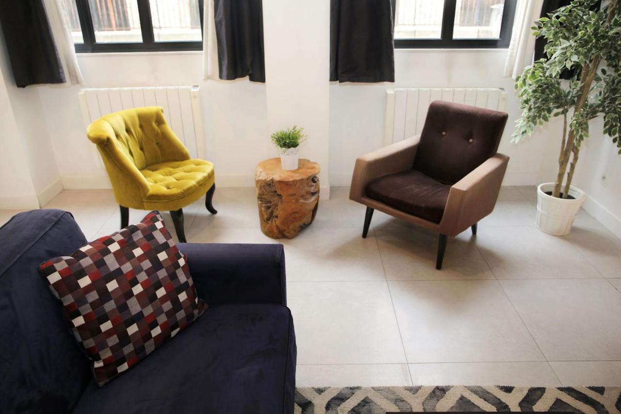 Rdc - Moderne Et Elegant A 5 Appartamento
