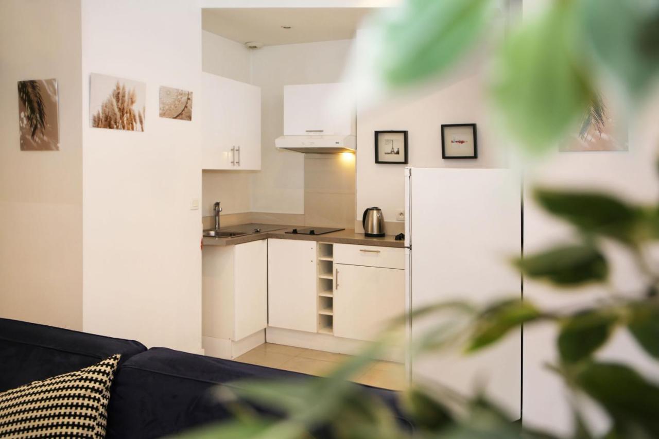 Rdc - Moderne Et Elegant A 5 * Parigi